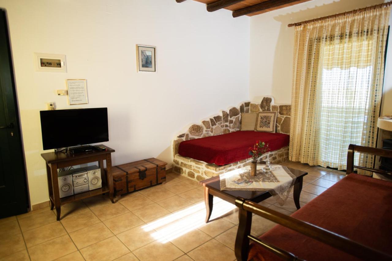 Sivas Apartments-Studios,Sigelakis With Very Nice View Eksteriør bilde